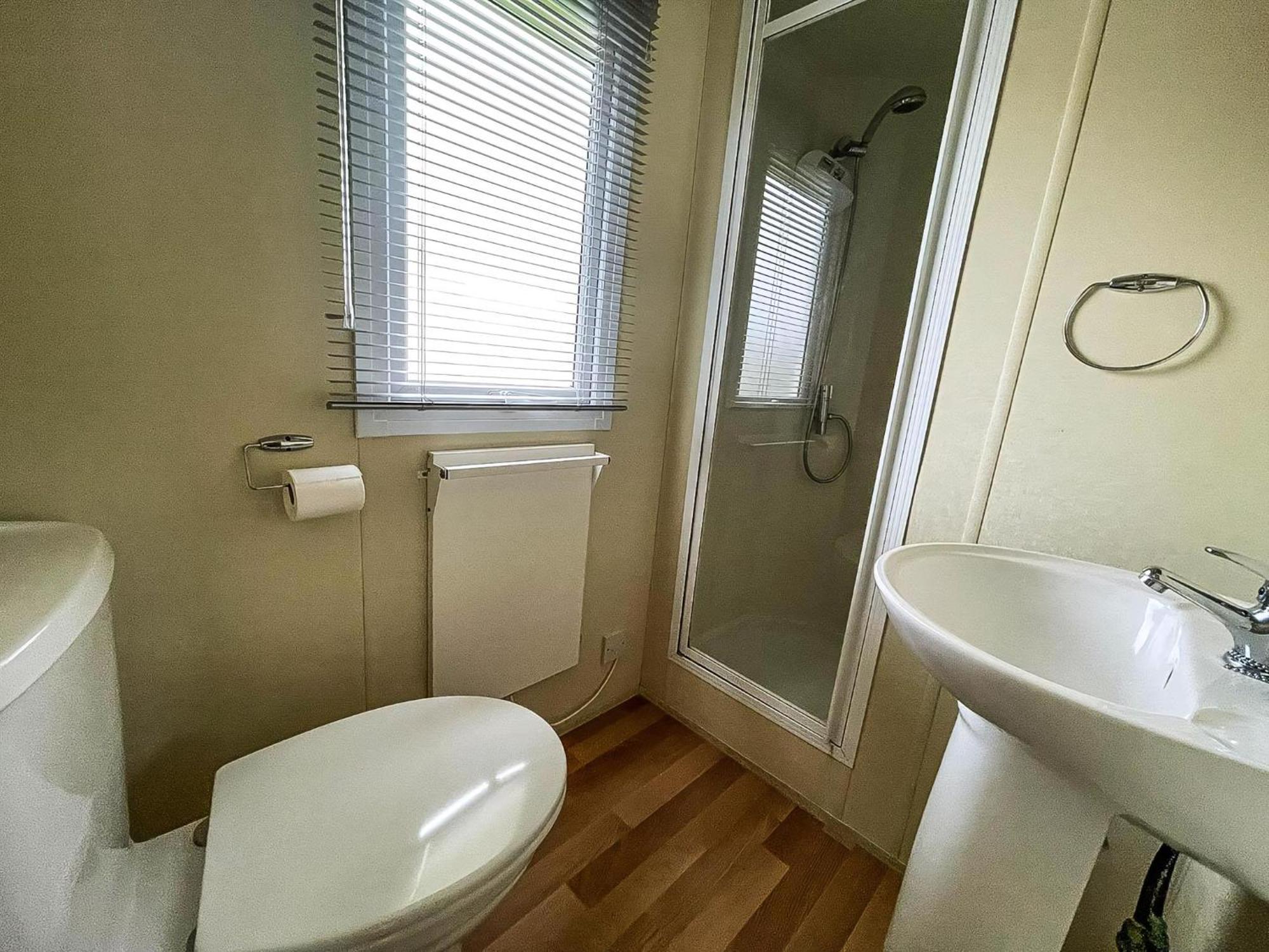 Great Caravan At Breydon Water Holiday Park, Ref 10086B Belton with Browston Eksteriør bilde