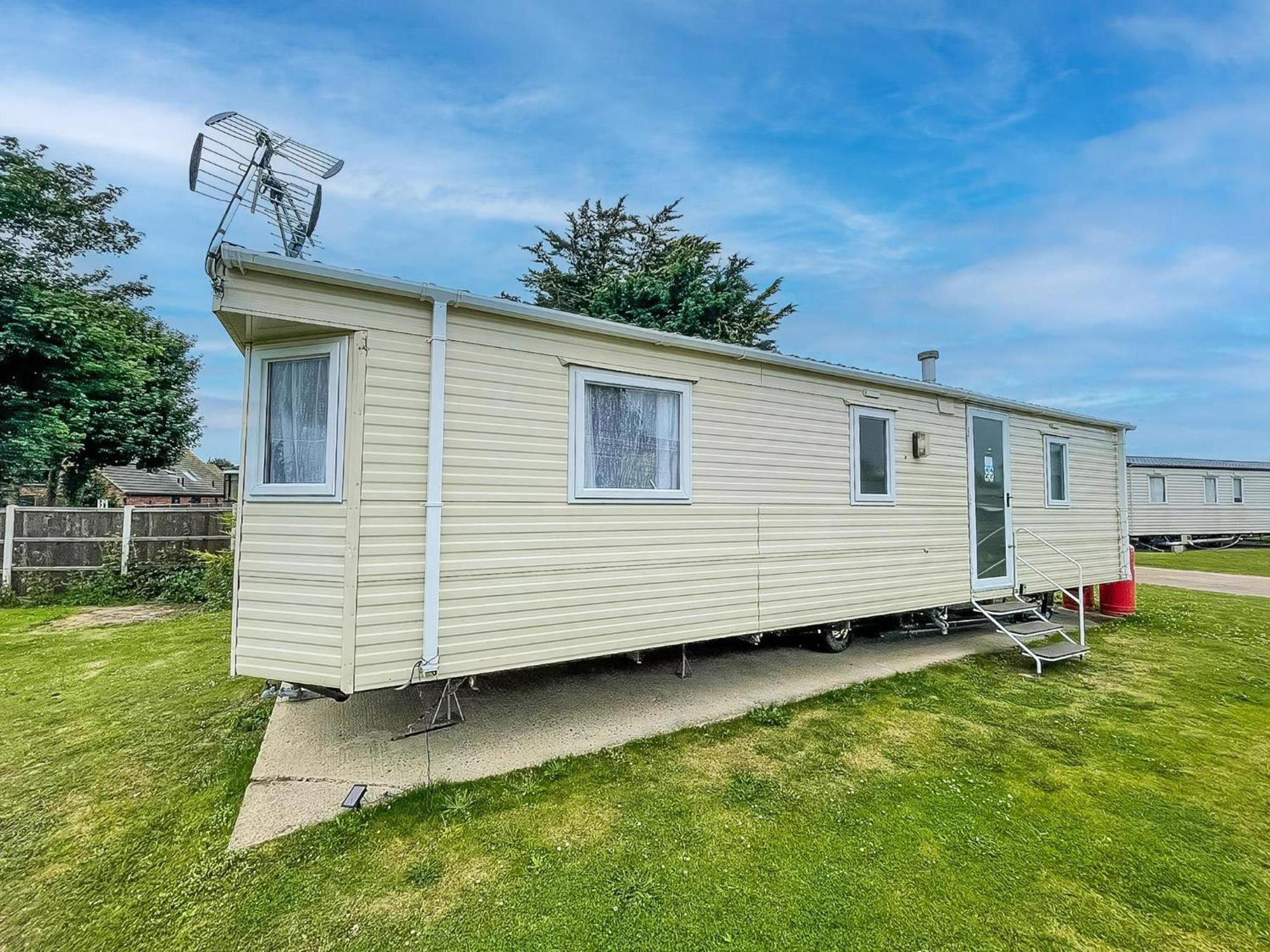 Great Caravan At Breydon Water Holiday Park, Ref 10086B Belton with Browston Eksteriør bilde